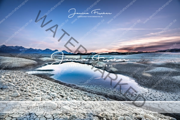 Mondlandschaft 09897